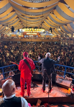 shamma-oktoberfest-buehne